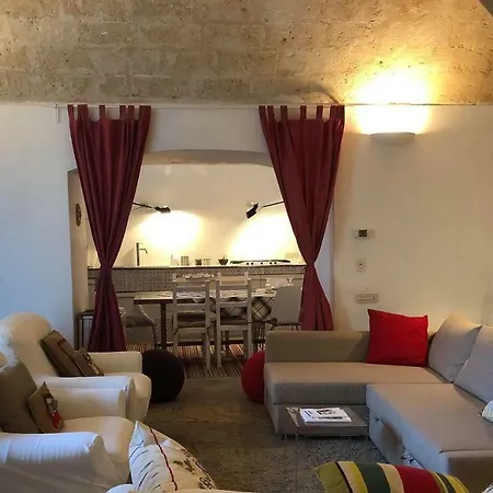Gli Ipogei Nel Cuore Di * Matera