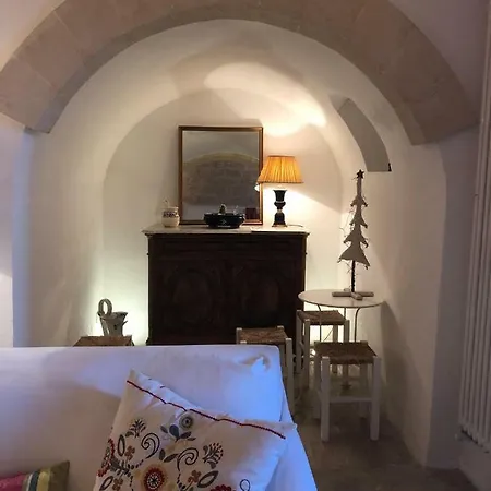 Gli Ipogei Nel Cuore Di * Matera