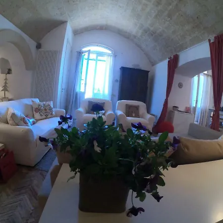 Gli Ipogei Nel Cuore Di Ferienhaus *